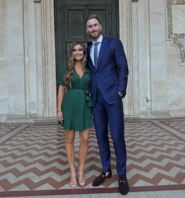 tenan, 成为了首发